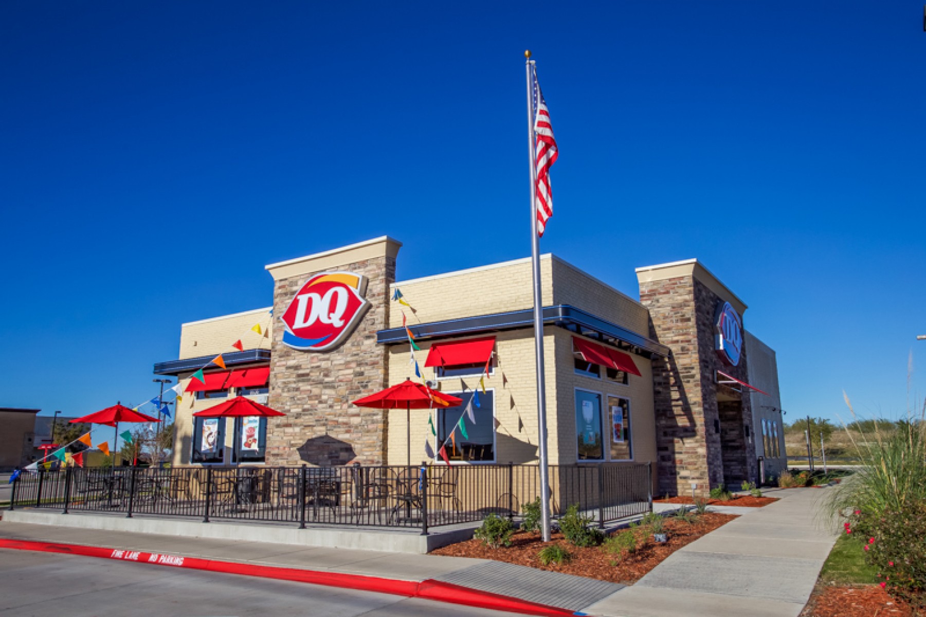 Dairy Queen - Benbrook, TX Commercial Renovations
